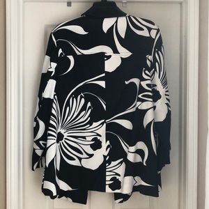 INC Ladies  Jacket Sz 2x -Never Worn